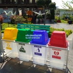 แท่นวางถังขยะ 60 ลิตร ขนาด 4 ช่อง ไม่มีป้ายแผงหลัง