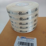 ป้ายคอเสื้อ เนื้อริบบิ้นซาติน 1.3 ซม. ริบบิ้นสีครีม S-2 พิมพ์ดำ 5 ม้วน