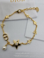 DIOR Petite CD Faux Pearl Gold Tone Bracelet เกรด ออริ อุปกรณ์ : ถุงกระดาษ ซองซิปล็อค ความยาว 18 ซม. ปรับได้ยาวสุด 21 ซม.