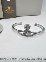 สีเงิน | Vivienne Westwood Grace Bas Relief Open Bangle กำไลข้อมือวิเวียน จี้ดาวเสาร์ฝังเพชร งานสวย ประไซส์ได้เอง