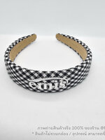 สีดำ | ที่คาดผมอีมีส แบรนด์เกาหลี Emis Gingham Check Hairband ลายตาราง ปั๊กโลโก้ EMIS รุ่นใหม่ชนช๊อป พร้อมส่งในไทย ราคาไม่แพง ไม่มีกล่อง อุกรณ์