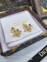 Dior BEE TRIBALES EARRINGS ต่างหูผึ้ง ดิออร์ งานไฮเอน อะไหล่สีทอง รูปผึ้ง และ ดาว ประดับคริสตัล