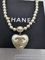 สีขาว | CHANEL COCO MARK RHINESTONE สร้อยคอไข่มุก จี้หัวใจ ชา-แนล รุ่นฮิต ยอดนิยม งาน 1:1 ปั๊มทุกจุด ซูมดูได้เลย ไม่สวยกล้ารับประกัน ยาว 40 ซม. ปรับเพิ่มยาวสูงสุด 52 ซม. ฟรีถุงกระดาษ ซองซิปล๊อคโลโก้