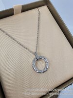 สีเงิน | สร้อยคอ Cartier LOVE NECKLACE รูปห่วงจี้ห้อยประดับคริสตัส งานสวยราคาไม่แพง มีสีเงิน-ทอง พร้อมส่งในไทย ไม่รวมกล่อง อุปกรณ์