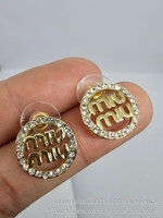 สีทอง | New MIU MIU LOGO EARRINGS ต่างหูมิว มิว โลโก้วงกลมล้อมเพชร งานสวย สีเงิน ทอง พร้อมส่ง