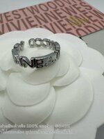 แหวนตัวอักษร Vivienne Westwood Ring อะไหล่สีเงิน Freesize ปรับเองได้ งานสวย ใส่ประจำวันได้ งานปั๊มโลโก้วิเวียน