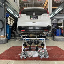 [MONROE OE SPECTRUM]HONDA CRV GEN4 เข้ารับบริการเปลี่ยนโช้คอัพเน้นใช้งานประจำวันแทนของเดิมติดรถ โทร. 08-6569-1915
