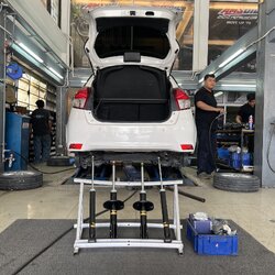 [MONROE OE SPECTRUM]TOYOTA YARIS เปลี่ยนโช้คอัพ ใช้งานประจำวัน โทร. 08-6569-1915
