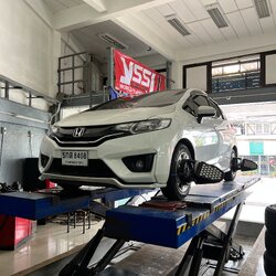 [TOYO]Honda jazz GK เปลี่ยนยางใหม่ใช้งานแทนของเก่า เน้นยางนุ่มนวล โทร. 08-6569-1915