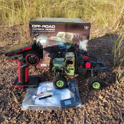 รถบังคับวิทยุ WLtoys 184021 1/18 24.GHZ 4WD Climbing OFF-ROAD