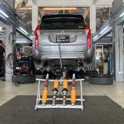 [YSS] mitsubishi pajero เปลี่ยนโช้คอัพ yss e series โทร. 08-65691915
