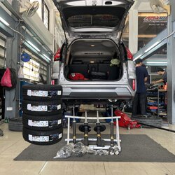 [MONROE OE SPECTRUM]Mitsubishi xpander เปลี่ยนยางรถยนต์ และโช้คอัพ โทร. 08-6569-1915