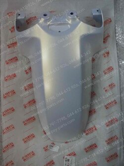 บังโคลนหน้า QBIX แท้ๆ สีขาวมุก (1568) BM9-F1511-00-P6 