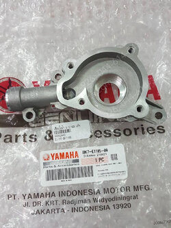 เรือนปั๊มน้ำ R 15/NEW แท้ๆ BK7-E1185-00 