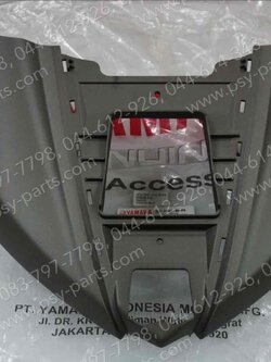 หน้ากากไฟหน้า GT 125 แท้ๆ สีน้ำตาล 2SX-F2865-00-P4 