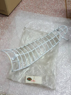 กันลาย TENA หุ้มพลาสติก สีขาว