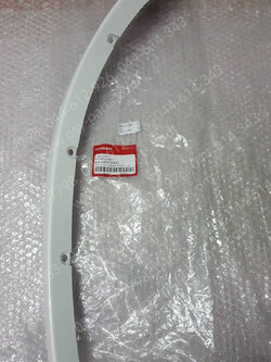 คิ้วบังลม-ซ้าย SCOOPY-I แท้ๆ สีขาวมุก 64430-KYT-900ZJ