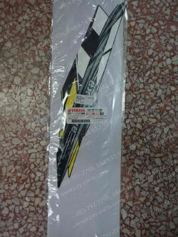 สติ๊กเกอร์ฝาครอบข้างขวา TTX(2012) รถดำ/เหลือง