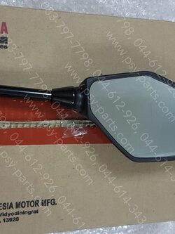 กระจกส่องหลัง XMAX แท้ๆ ด้านขวา B74-F6290-00
