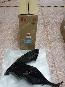 ฝาครอบไฟหน้า-ซ้าย PCX 150/18 แท้ๆ สีดำเงา (A35) 64502-K97-T00ZR