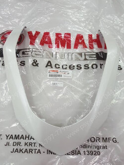 ฝาครอบไฟหน้า-บน NMAX แท้ๆ สีขาว 2DP-F2865-00-P1 