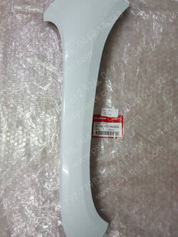 บังลม-ซ้าย SCOOPY/21 แท้ๆ สีขาวใหม่ (B61) 64202-K2F-N00ZG Honda