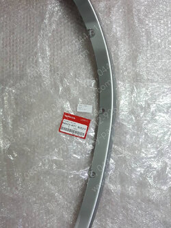 คิ้วบังลม-ขวา SCOOPY-I แท้ๆ สีบรอนซ์ 64420-KYT-900ZA 