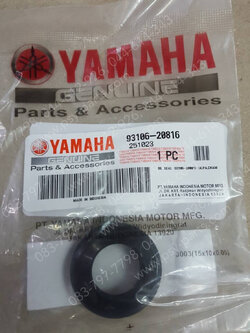 ซีลดุมล้อหน้า FINN แท้ๆ 93106-20816