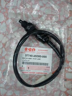 สวิทช์สต็อปเบรคหลัง BEST, BEST 125, HAYATE, ROYAL, SMASH, STEP 125 แท้ๆ 37740-45D00 (ขั้วเดียว 2 สาย)