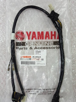 ขั้วไฟหน้า YZF/R 15 แท้ๆ 2PK-H4359-00 