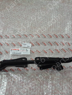 เหล็กพักเท้าหน้า SPARK 115-I, FINN แท้ๆ 1FP-F7411-00