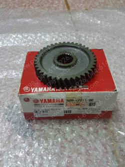 เฟืองติดเพลาล้อหลัง FIORE, FILANO แท้ๆ 39 ฟัน 52B-E7211-00