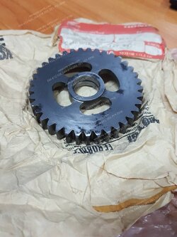 เฟืองเกียร์ติดแกนสเตอร์ BEAT แท้ๆ เกียร์ 1/37 ฟัน 23421-KBA-900 