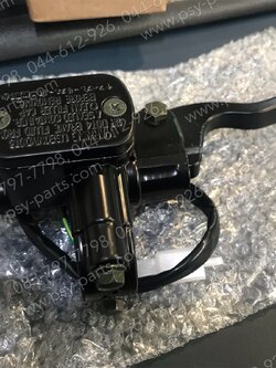 ชุดปั๊มดิสก์เบรค FINO (T) หน้าบน-สีดำ