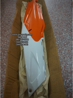 ฝาครอบข้างขวา DASH-98 แท้ๆ สีขาว/ส้ม 64410-KBP-750ZA