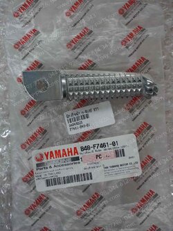 พักเท้าหน้า M/SLAZ, MT 15, R 3, XSR 155, YZF/R 15 แท้ๆ ขวา B48-F7461-01 