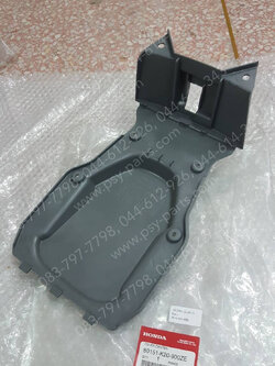 กล่องใส่ของ ZOOMER-X/15 แท้ๆ ตัวล่าง 80151-K20-900ZE