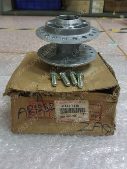 ดุมล้อหน้า AR 125R แท้ๆ 41034-1028