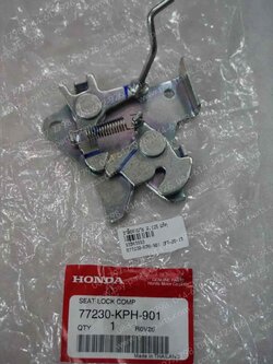 ขาล็อคเบาะ WAVE 125 แท้ๆ 77230-KPH-901