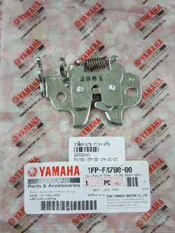 ขาล็อคเบาะ FINN, SPARK 115-I แท้ๆ 1FP-F4780-00 