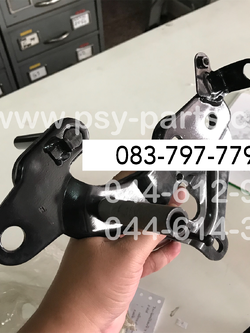 สเตย์พักเท้า TIARA (ดรัมเบรค) แท้ๆ หน้า-ขวา 4UB-F7462-00