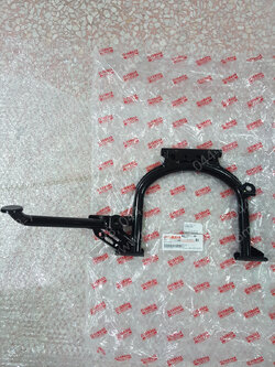 ขาตั้งคู่ AEROX แท้ๆ B63-F7111-00 (ใส่รุ่นใหม่ไม่ได้ กรุณาตรวจสอบรุ่นก่อนสั่งซื้อ)