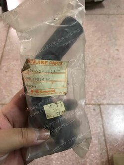 ยางท่อหม้อน้ำ MICRO MAGNUM (หม้อน้ำ) แท้ๆ ตัวบน 39062-1453