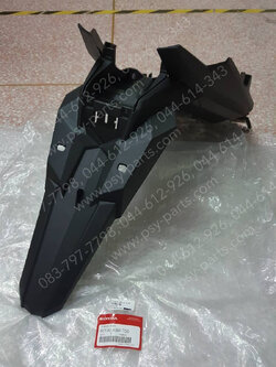 บังโคลนหลัง CLICK 125/15 แท้ๆ สีดำ 80100-K60-T00 