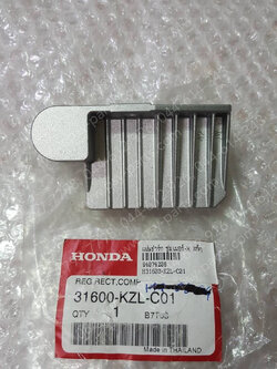 แผ่นชาร์จ ZOOMER-X แท้ๆ 31600-KZL-C01