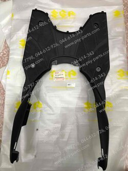 แผงรองพักเท้าหน้า STEP 125 แท้ๆ 48121-46G00-YZS