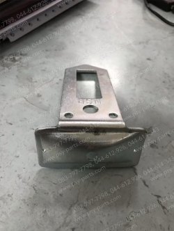 ฝาปิดหางปลาตั้งโซ่ NSR 150