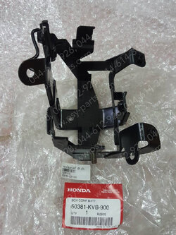 กล่องใส่แบตเตอรี่ CLICK แท้ๆ 50381-KVB-900