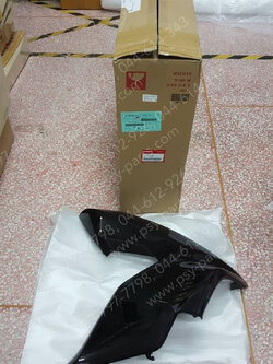 ฝาครอบไฟหน้า-ขวา PCX 150/18 แท้ๆ สีดำเงา (A35) 64501-K97-T00ZR
