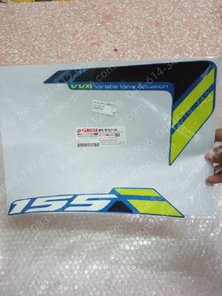 สติ๊กเกอร์ฝาครอบไฟหน้า-ซ้าย AEROX (2017) แท้ๆ สีฟ้า/เขียว BF6-WF853-60